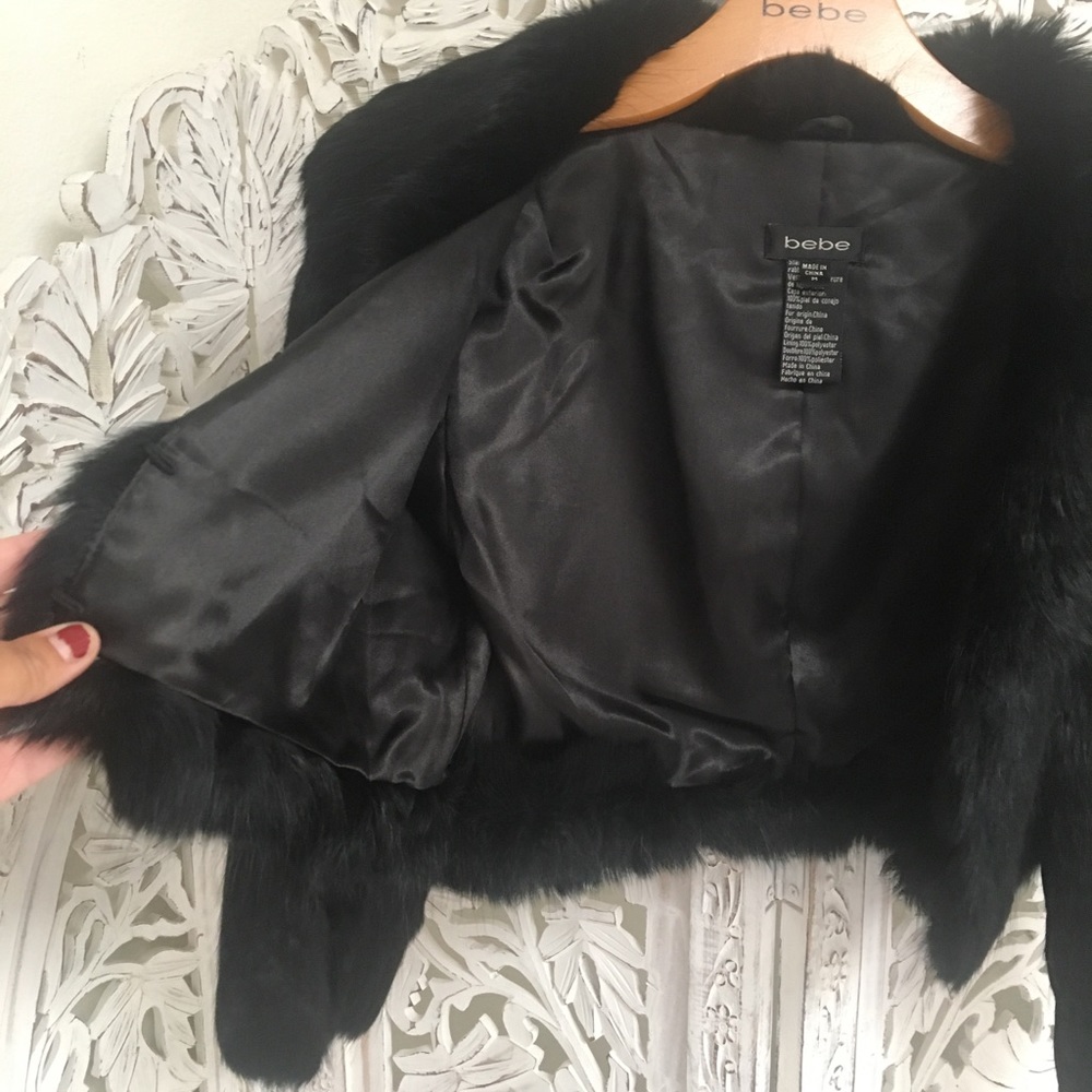 ✨Gorgeous Rabbit Fur Bebe crop coat✨ - Picture 5 of 8
